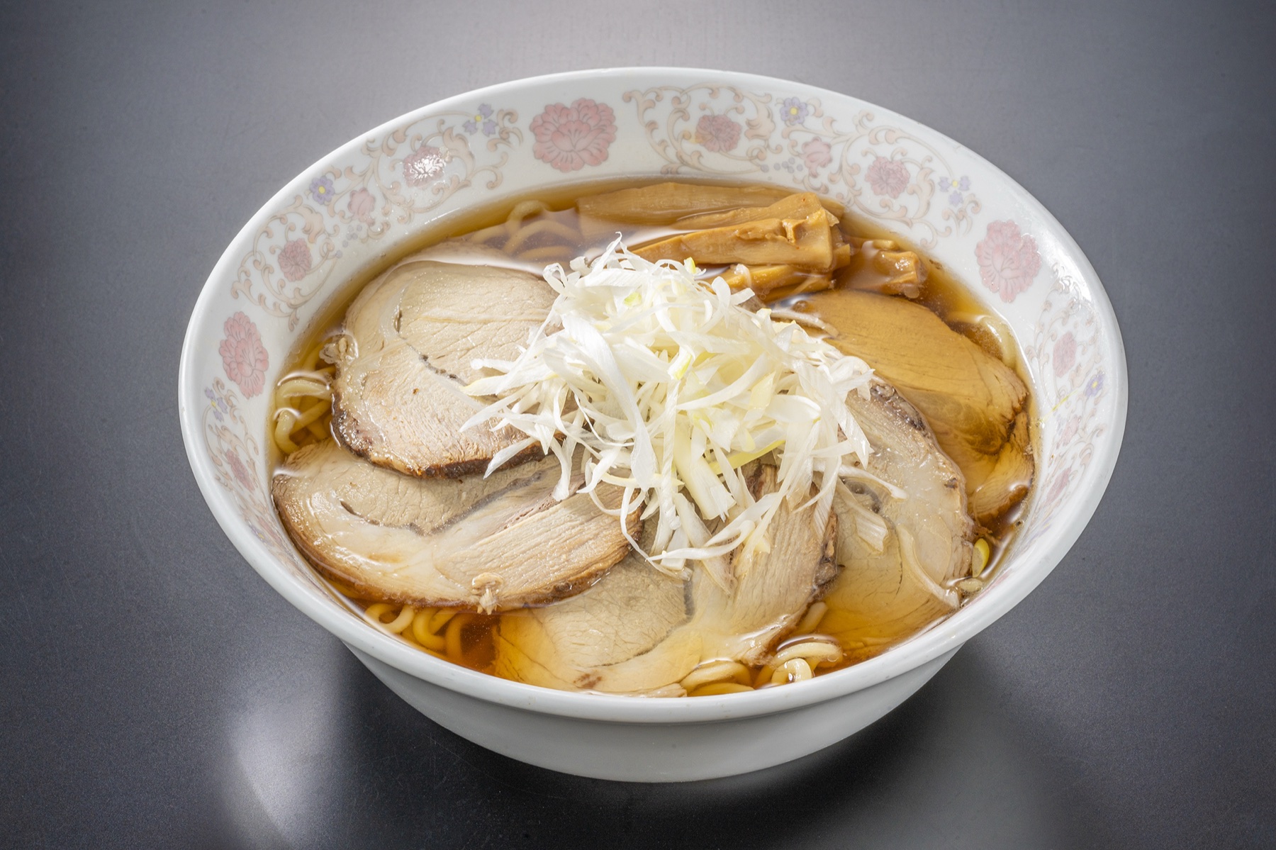 チャーシューメン（叉焼湯麺）の料理写真